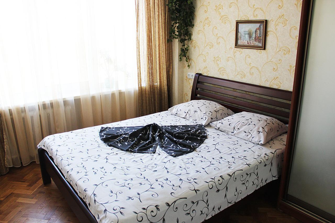 Apartments On Pechersk Kiev Esterno foto